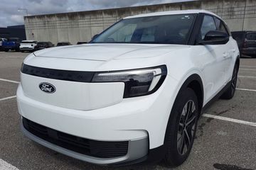 Ford Explorer "Explorer" 77kWh RWD
