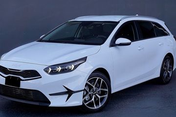Kia Ceed 1.5 T-GDI Tribute