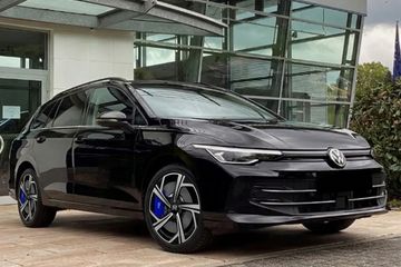 Volkswagen Golf Variant R  2.0 TSI 4MOTION DSG