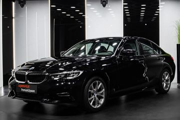 BMW Seria 3 320i aut