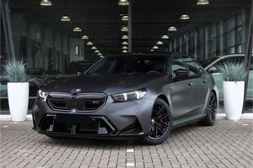 BMW Seria 5 M5