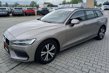 Volvo V60 D3 Momentum Pro