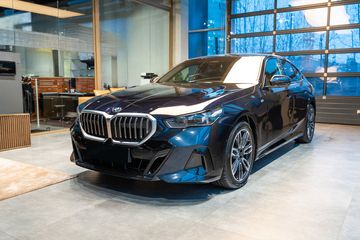 BMW Seria 5 520d M Sport