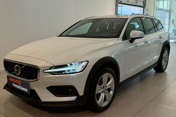 Volvo V60 CC Plus B5 B AWD aut
