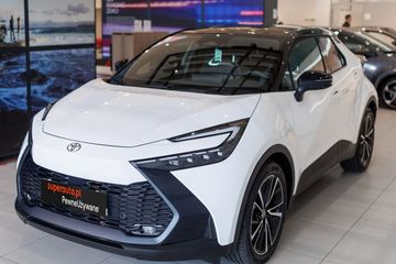 Toyota C-HR 2.0 PHEV Dynamic Force Executive
