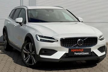 Volvo V60 Cross County Plus B5 B AWD