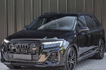 Audi Q7 50 TDI quattro S Line