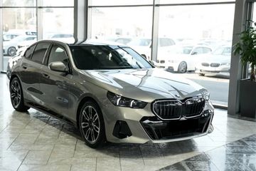 BMW Seria 5 520d xDrive M Sport