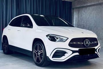 Mercedes GLA 200  AMG Line