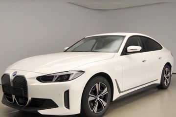 BMW i4 eDrive 40