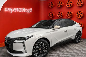 DS N°4 Performance Line EAT8 1.5 BlueHDi