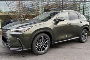 Lexus NX 350h Omotenashi 2.5 Hybrid AWD