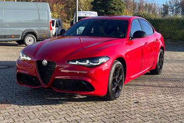 Alfa Romeo Giulia 2.0 Turbo Intensa Q4