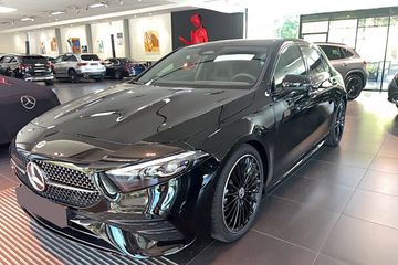Mercedes Klasa A 220 4-Matic AMG Line
