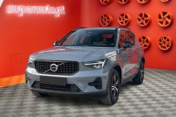 Volvo XC40 B3 Plus Dark
