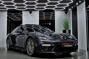 Porsche Panamera 4S E-Hybrid