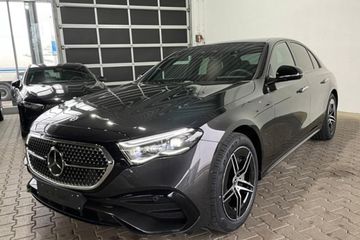 Mercedes Klasa E 220 d 4-Matic AMG