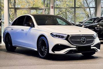 Mercedes E Klasa 220 d 4-Matic AMG