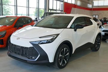 Toyota C-HR Style 2.0 Hybrid Dynamic Force Plug-in