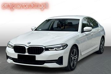 BMW Seria 5 520i mHEV
