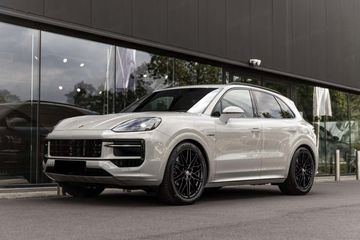 Porsche Cayenne E-Hybrid Black Edition