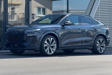 Audi Q6 e-tron S line Sportback