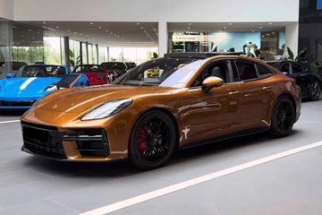 Porsche Panamera GTS