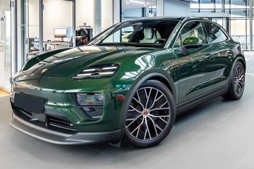 Porsche Macan 4