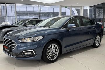 Ford Mondeo 2.0 Hybrid Titanium