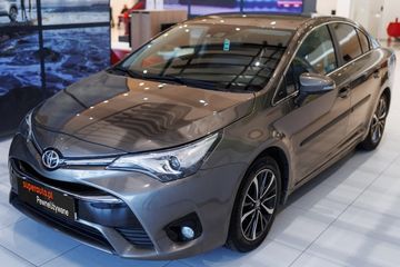 Toyota Avensis 1.8 + LPG Premium
