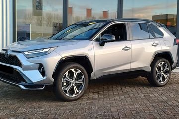 Toyota RAV4 Style 2.5 Plug-In Hybrid