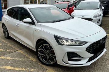 Ford Focus ST-Line X  1.0 EcoBoost