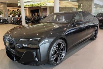 BMW Seria 7 740d xDrive M Sport