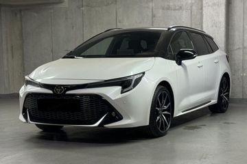 Toyota Corolla GR Sport 2.0 Hybrid Dynamic Force
