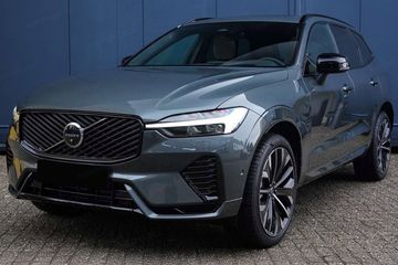 Volvo XC60 B5 AWD Ultra Dark