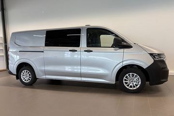 Volkswagen Transporter L2H1 8AT Zabudwa Brygadowa