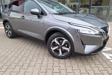 Nissan Qashqai 1.3 DIG-T N-Connecta Xtronic