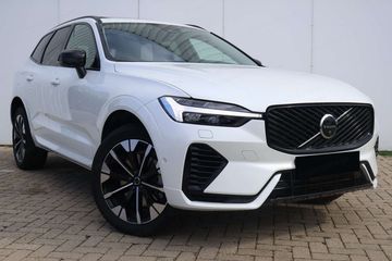 Volvo XC60 T6 Plug-In Hybrid AWD Ultra Dark