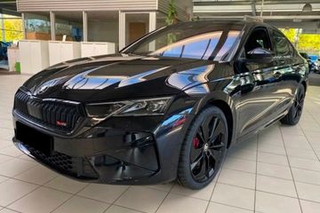 Skoda Octavia RS 2.0 TSI DSG