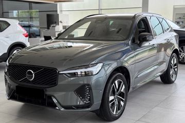 Volvo XC60 B5 B AWD Plus Dark