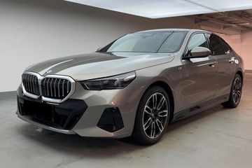 BMW Seria 5 520d M Sport