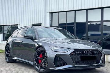 Audi A6 RS6 TFSI quattro Performance Avant