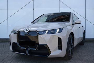 BMW iX xDrive60 M Sport
