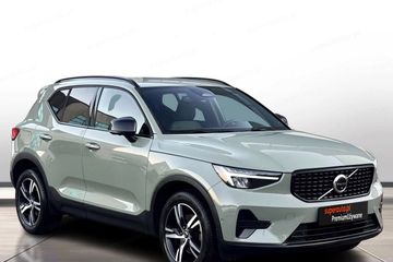 Volvo XC40 B3 Plus Dark aut
