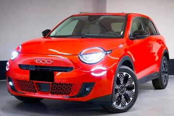 Fiat 600 La Prima Hybrid 1.2 Turbo eDCT