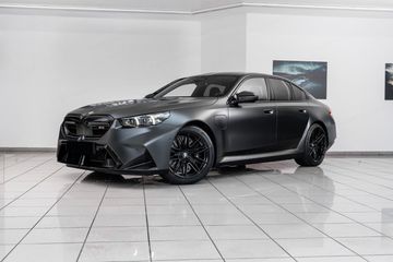 BMW Seria 5 M5