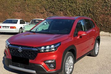 Suzuki S-Cross 1.5 Strong Hybrid Premium AGS