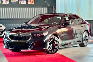 BMW Seria 5 530e xDrive M Sport