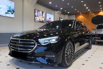 Mercedes E Klasa 220 d  4-Matic Exclusive