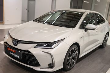 Toyota Corolla 1.8 Hybrid Executive